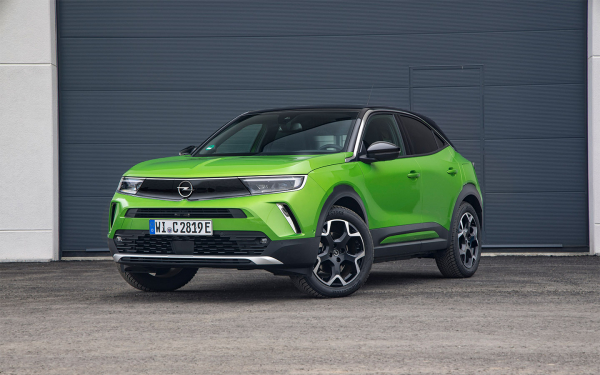 
            Hyundai представил новый хетчбэк. Главные факты о модели Ioniq 3
        