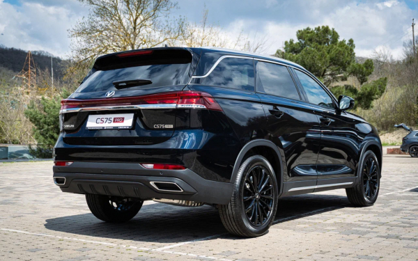 Семь вопросов к новому кроссоверу Changan CS75 Pro. Первый обзор в России
Семь вопросов к новому кроссоверу Changan CS75 Pro. Первый обзор в России