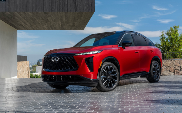 
            Стильный, но скучный. Первый тест-драйв нового Infiniti QX65
        