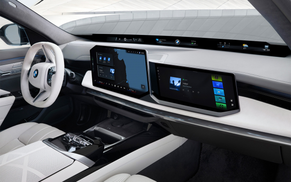
            Новые BMW 7 и Mercedes S-Class: подробный обзор изменений и цены
        