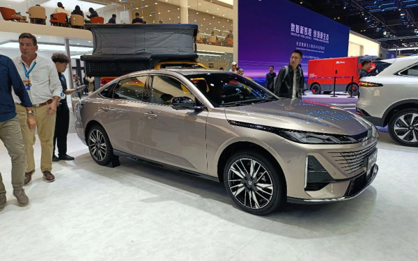 
            От Eado до нового Avatr 12. Все премьеры Changan на Пекинском автосалоне
        