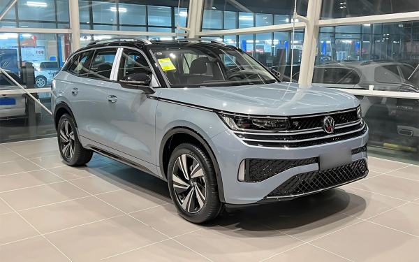 
            Эти Toyota, Skoda и BMW скупали россияне в 2026 году. Модели и цены
        
