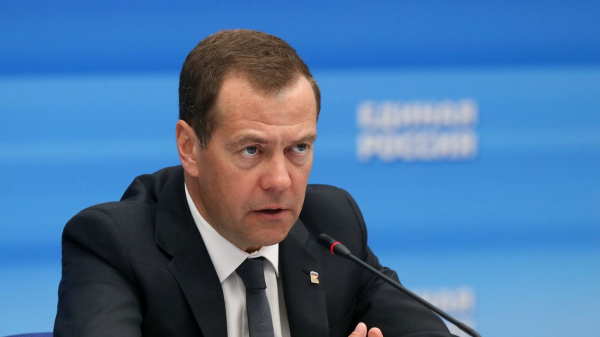 Медведев призвал помочь пострадавшим от паводков в Дагестане и Чечне
