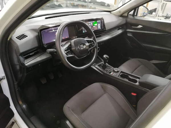 
            АвтоВАЗ выпустил первую партию Lada Azimut. Заявлен новый мотор
        