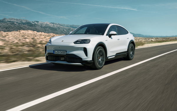 
            Porsche представила самый мощный Cayenne. Главные факты о новинке
        