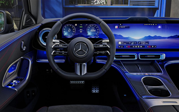
            Раскрыт салон нового Mercedes C-class. &laquo;Веганская&raquo; кожа и звезды в крыше
        