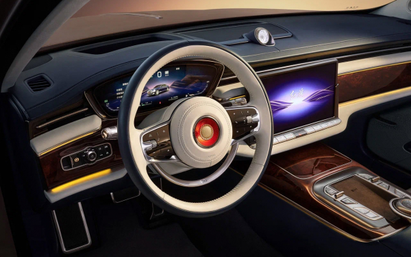 Hongqi рассказал о новом флагмане и продажах в России в 2026 году
Hongqi рассказал о новом флагмане и продажах в России в 2026 году