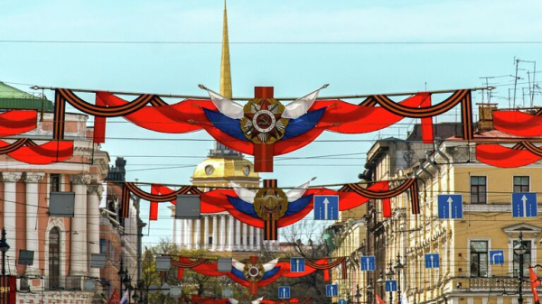 Жители Кемерово пронесли по улицам с фото родных во время "Бессмертного полка"