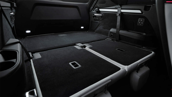 
            Audi показала новый Q9. Самые интересные фишки немецкого кроссовера
        