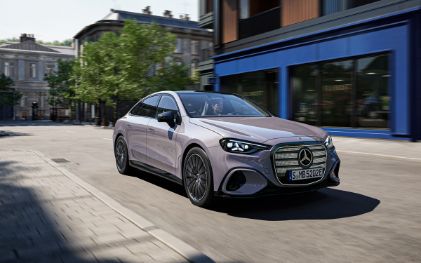 Такого Mercedes еще не делал. Самые уникальные фишки нового С-Class
Такого Mercedes еще не делал. Самые уникальные фишки нового С-Class