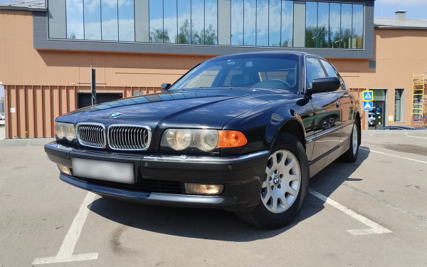 
            25 лет не срок. Опыт владения BMW 7 Series с пробегом 500 тыс. км
        